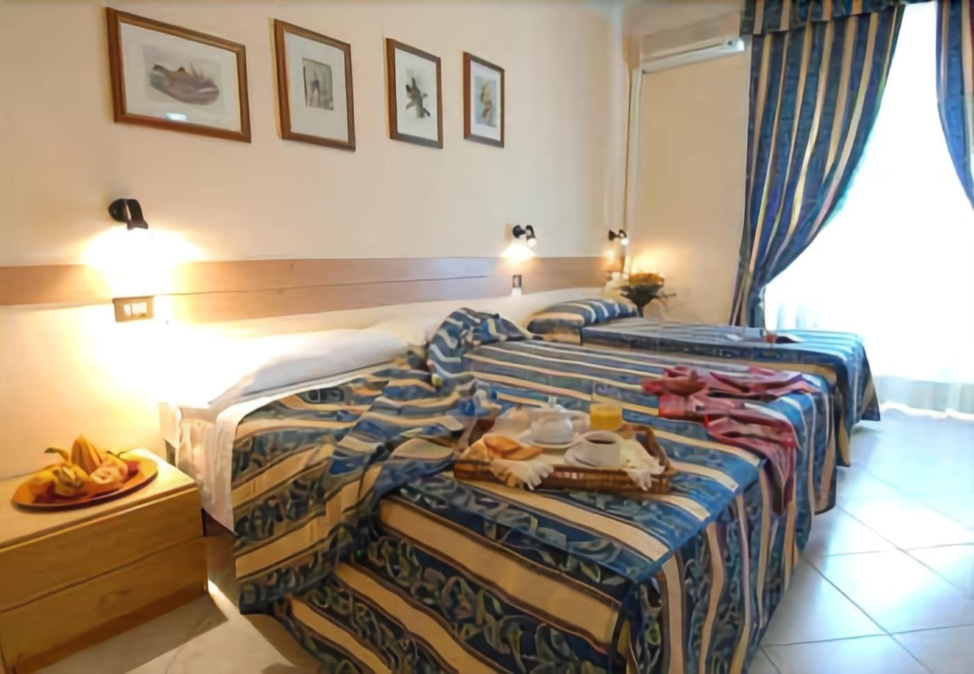 Hotel Loreto Милан Экстерьер фото