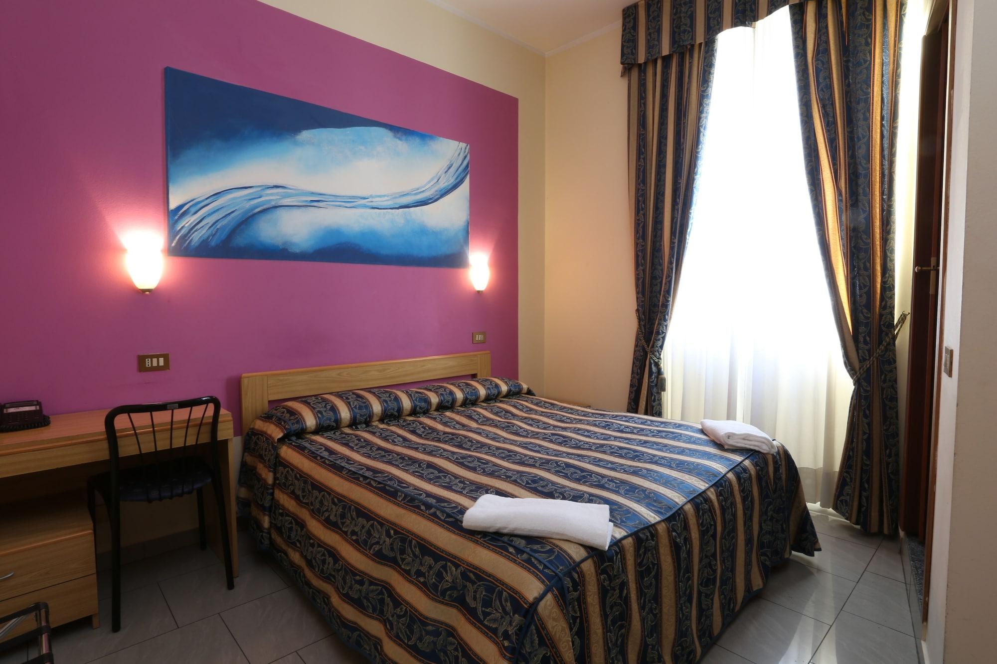 Hotel Loreto Милан Экстерьер фото